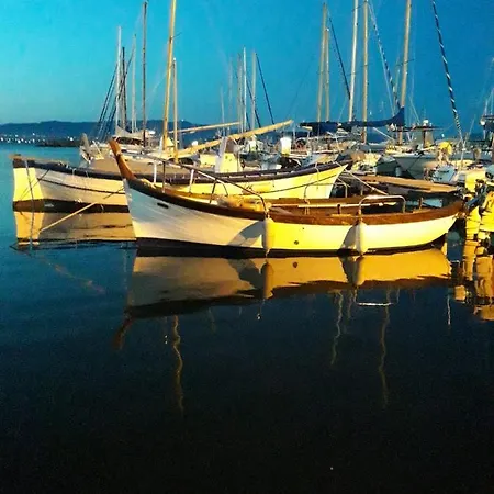 Sailing Daire